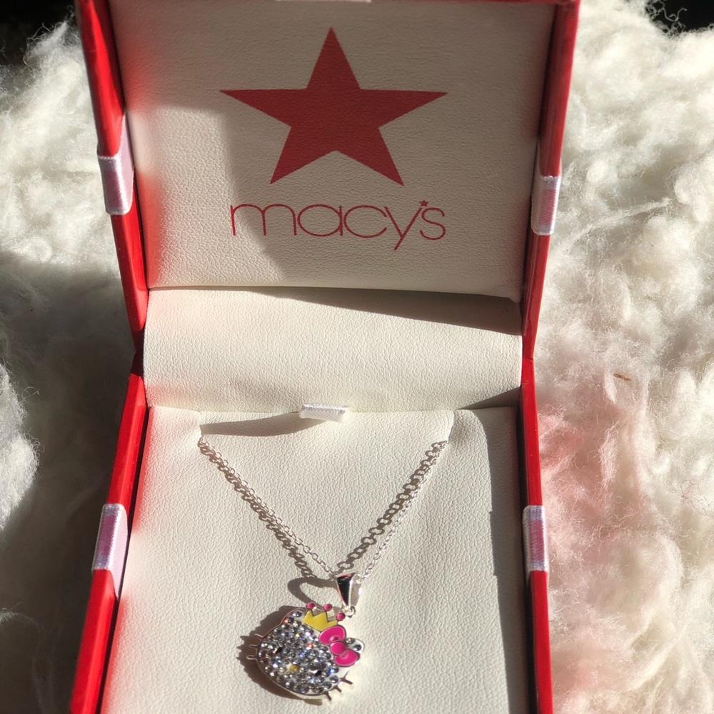 Hello kitty necklace